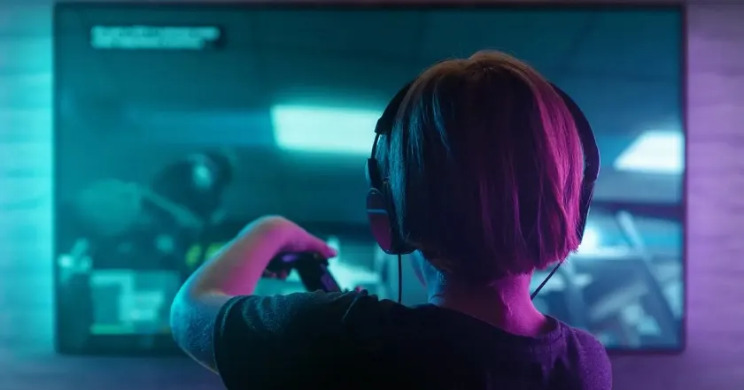 गेमिंग की लत, कर्ज़ और अपराध का खतरनाक संबंध: एक बढ़ती सामाजिक चुनौती