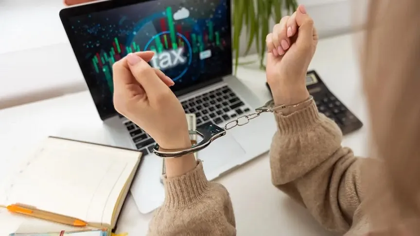 ‘डिजिटल अरेस्ट’ धोखाधड़ी पर रोक: सरकार की बहु-स्तरीय रणनीति और नई तकनीकी पहल